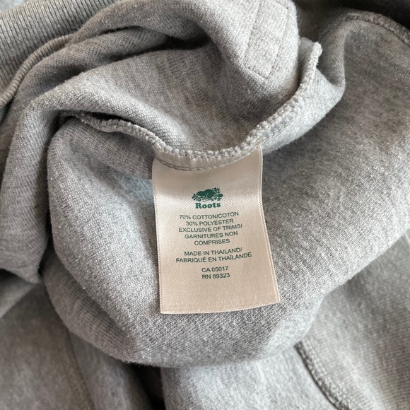 ROOTS 1/4 Zip Pullover Light Grey GUC - Picture 8 of 8